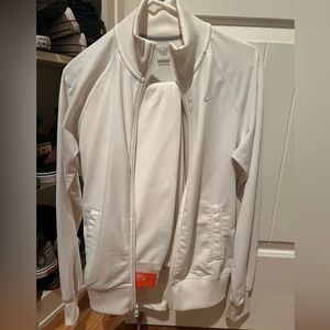 Nike jogger suit/new with tags size S! Never worn.